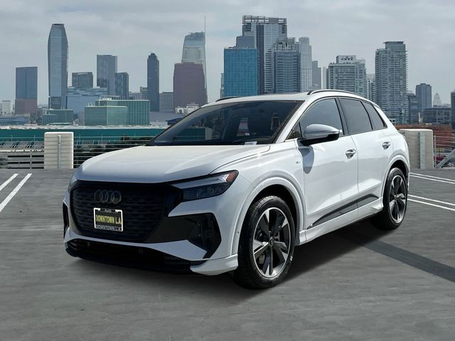 2024 Audi Q4 e-tron Premium Plus