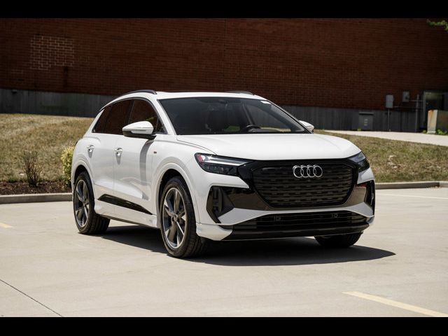 2024 Audi Q4 e-tron Premium Plus