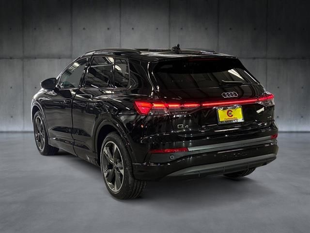 2024 Audi Q4 e-tron Premium Plus