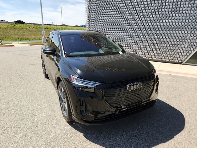 2024 Audi Q4 e-tron Prestige