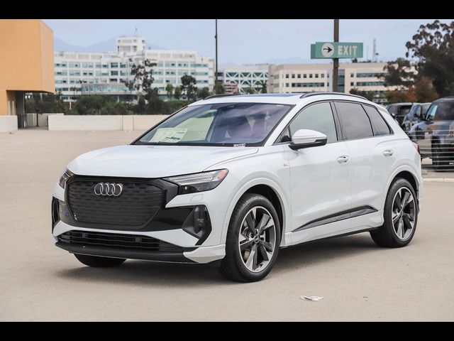 2024 Audi Q4 e-tron Prestige