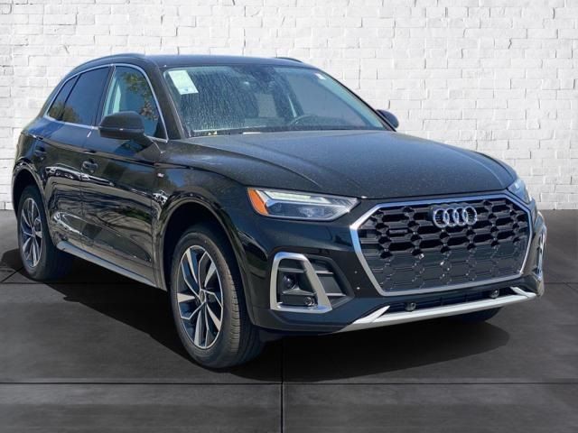 2024 Audi Q5 S Line Premium