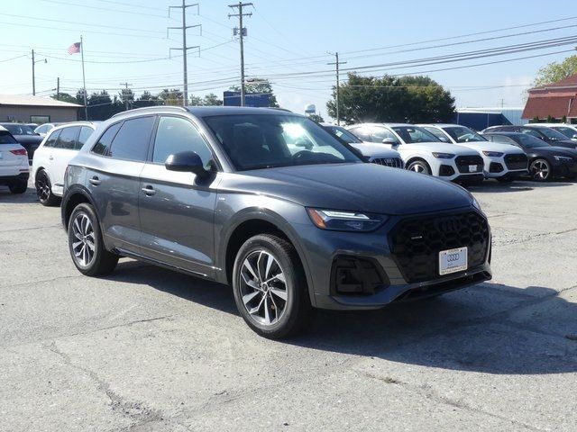 2024 Audi Q5 S Line Premium