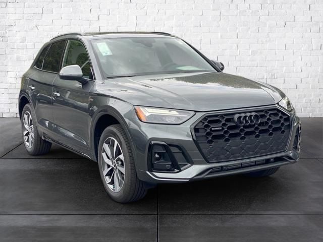 2024 Audi Q5 S Line Premium