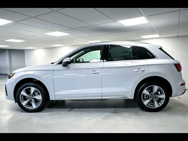 2024 Audi Q5 Premium Plus