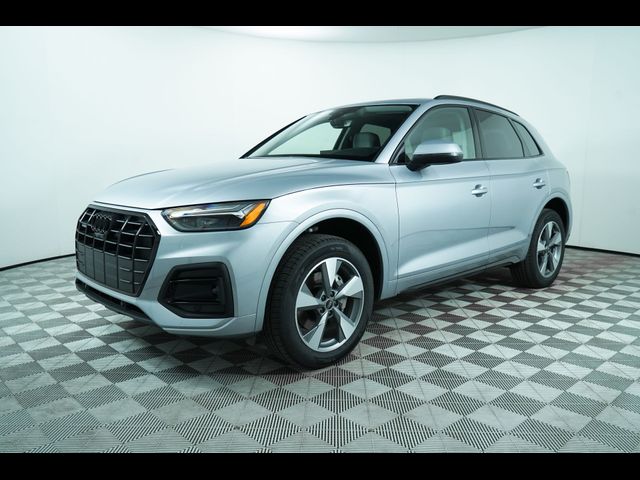 2024 Audi Q5 Premium Plus