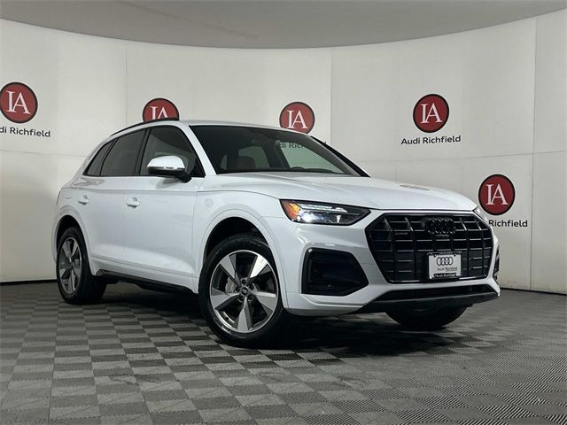 2024 Audi Q5 Premium Plus