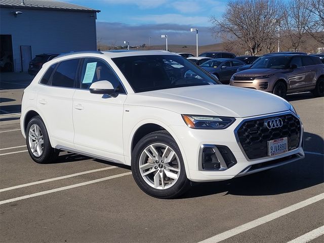 2024 Audi Q5 S Line Premium