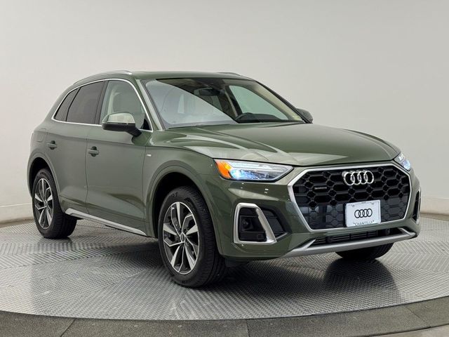 2024 Audi Q5 S Line Premium