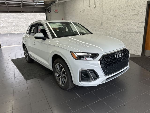 2024 Audi Q5 S Line Premium