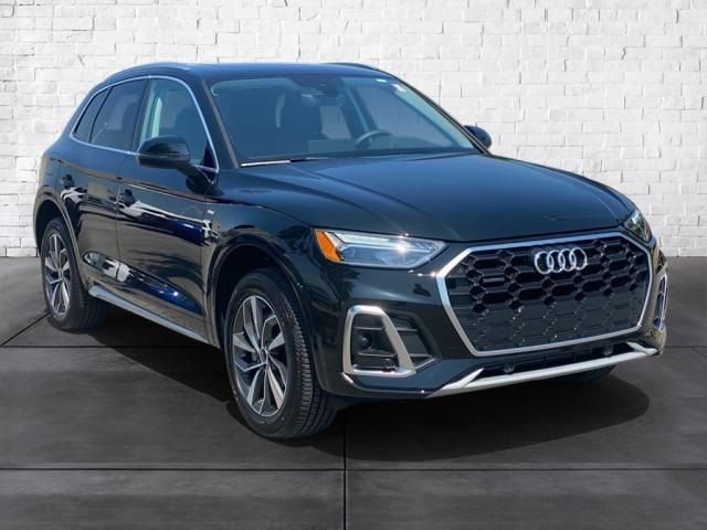 2024 Audi Q5 S Line Premium