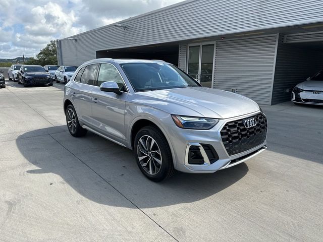 2024 Audi Q5 S Line Premium