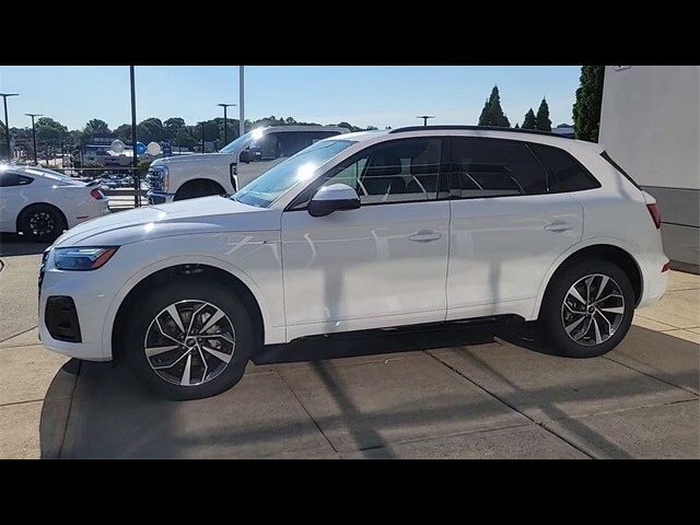 2024 Audi Q5 S Line Premium