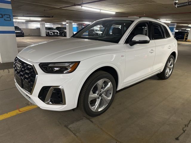 2024 Audi Q5 S Line Premium Plus