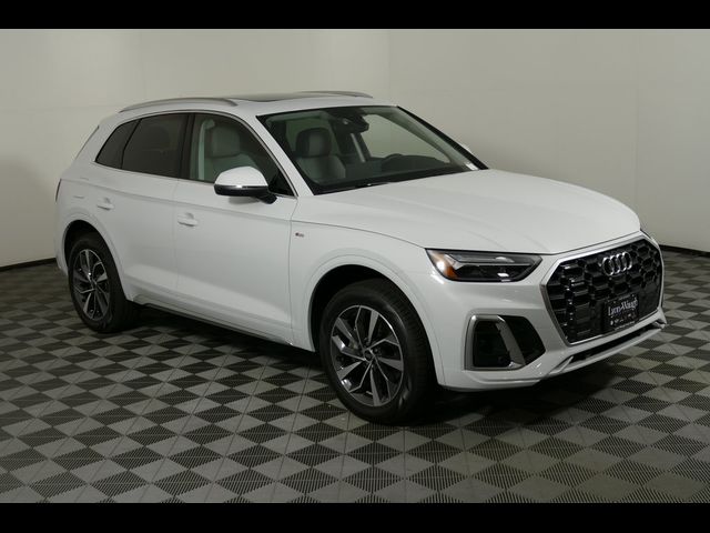 2024 Audi Q5 S Line Premium Plus