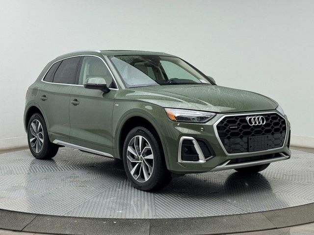 2024 Audi Q5 S Line Premium