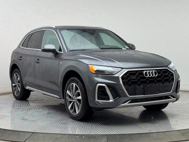 2024 Audi Q5 S Line Premium