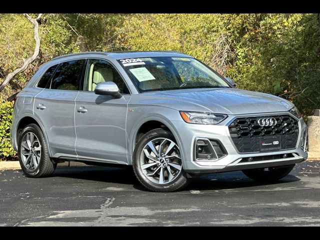 2024 Audi Q5 S Line Premium