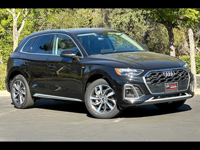 2024 Audi Q5 S Line Premium