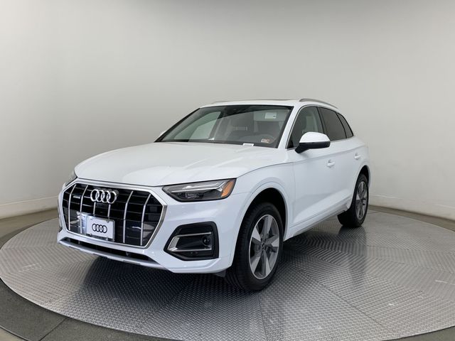 2024 Audi Q5 Premium Plus