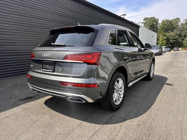 2024 Audi Q5 S Line Premium