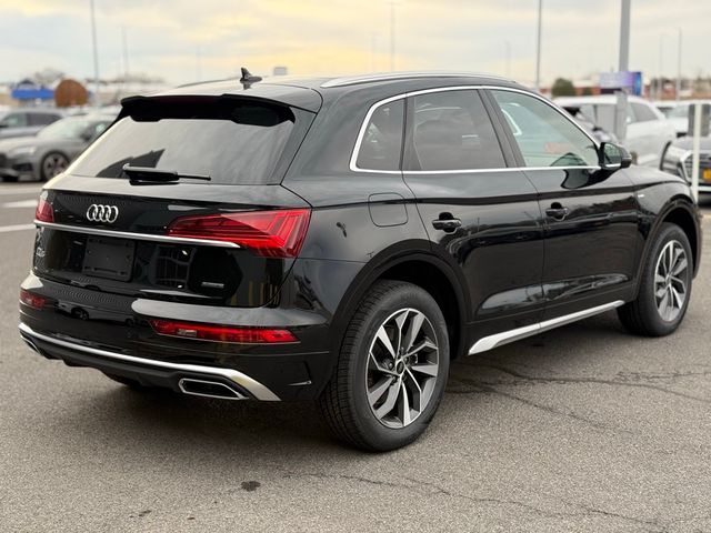 2024 Audi Q5 S Line Premium