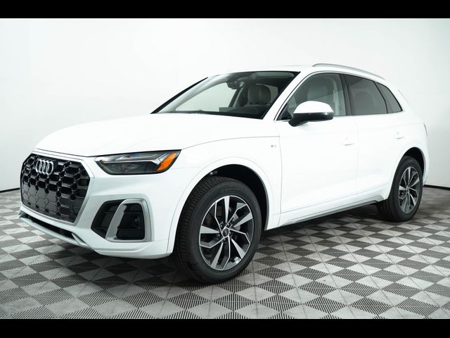 2024 Audi Q5 S Line Premium