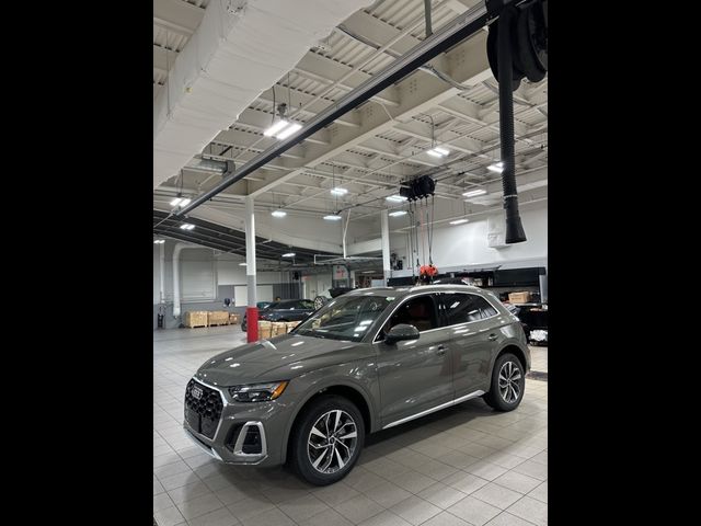 2024 Audi Q5 S Line Premium