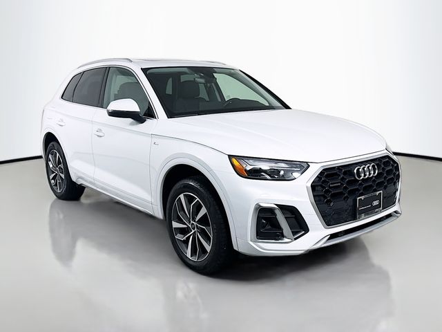 2024 Audi Q5 S Line Premium