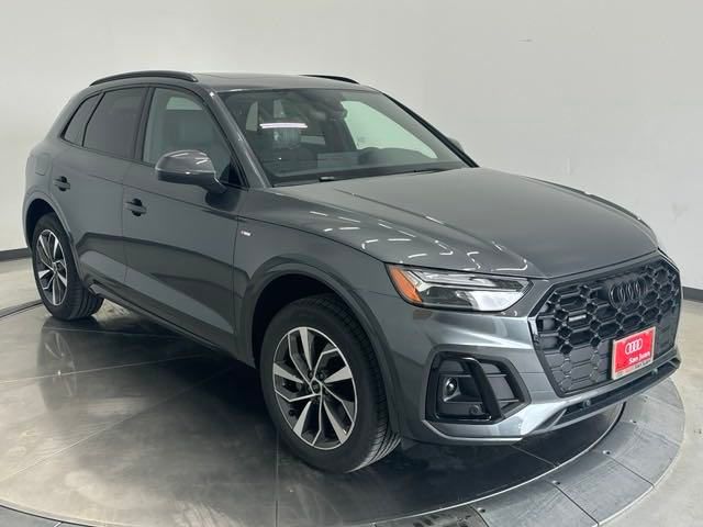 2024 Audi Q5 S Line Premium