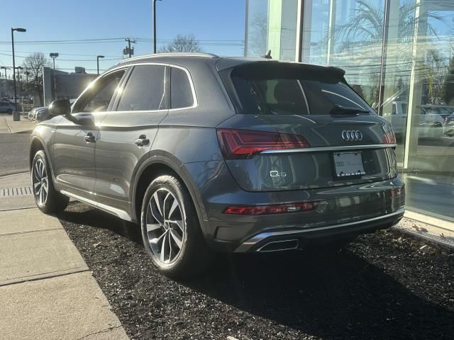 2024 Audi Q5 S Line Premium