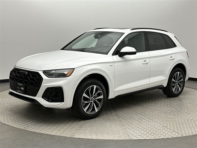 2024 Audi Q5 S Line Premium