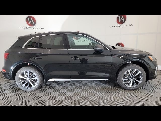 2024 Audi Q5 S Line Premium