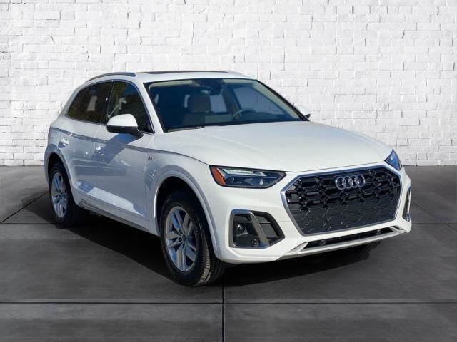 2024 Audi Q5 S Line Premium