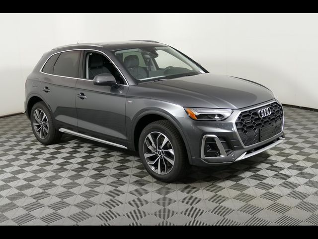 2024 Audi Q5 S Line Premium