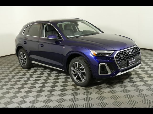 2024 Audi Q5 S Line Premium