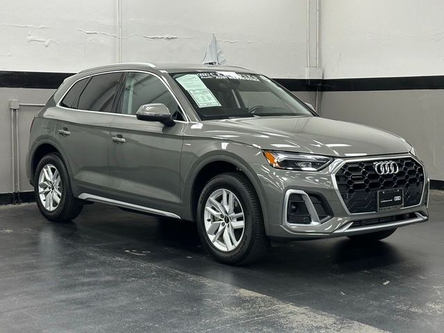 2024 Audi Q5 S Line Premium