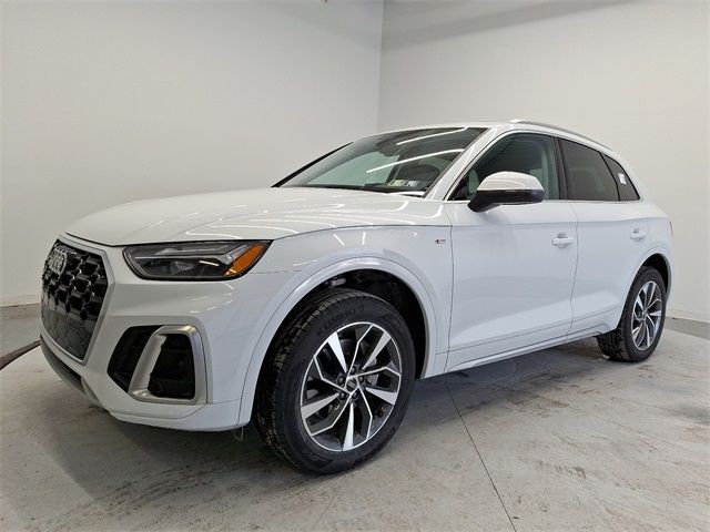 2024 Audi Q5 S Line Premium