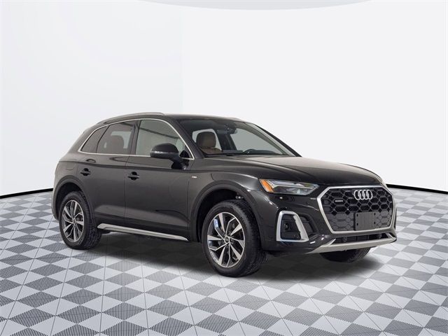 2024 Audi Q5 S Line Premium