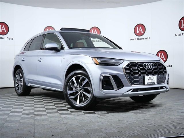 2024 Audi Q5 S Line Premium