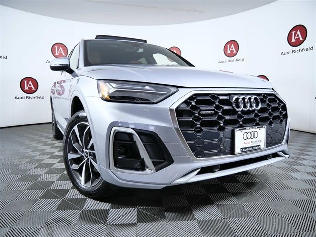 2024 Audi Q5 S Line Premium