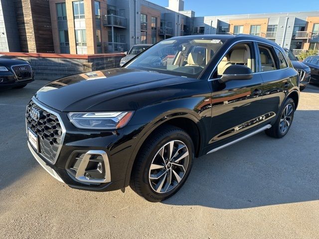 2024 Audi Q5 S Line Premium