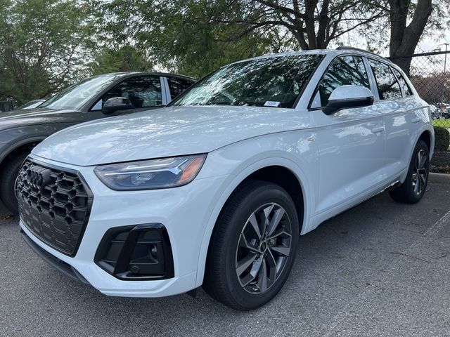 2024 Audi Q5 S Line Premium