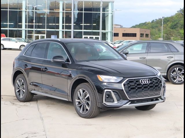 2024 Audi Q5 S Line Premium