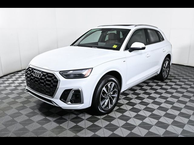 2024 Audi Q5 S Line Premium