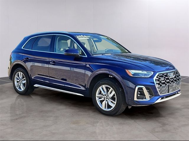 2024 Audi Q5 S Line Premium