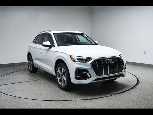 2024 Audi Q5 Premium Plus