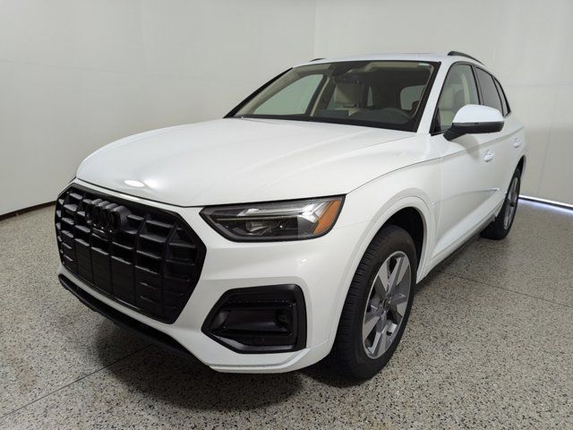 2024 Audi Q5 Premium Plus