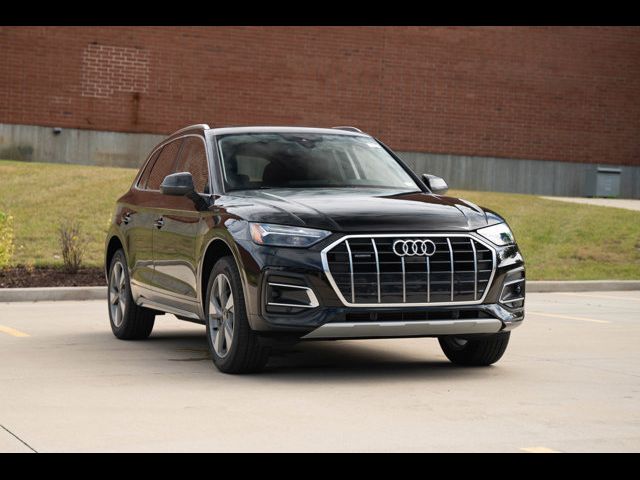 2024 Audi Q5 Premium Plus