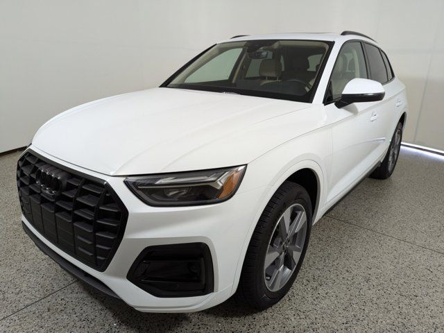 2024 Audi Q5 Premium Plus